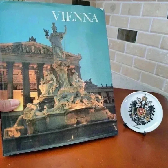 BOOK AND PORCELAIN SMALL PLATE OF VIENNA AUSTRIA - Picture 5 of 8